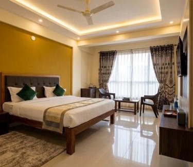 Morjim Hotel | Morjim Pride Hotel with Swimming Pool near Morjim Beach