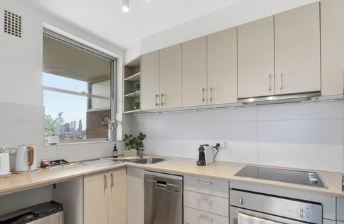Mosman Apartment | Mosman | Stunning Opera and Bridge View | KozyGuru