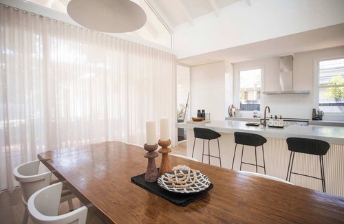 Pearl Beach House | Moso House with Heated Pool, Sauna + Cold Plunge