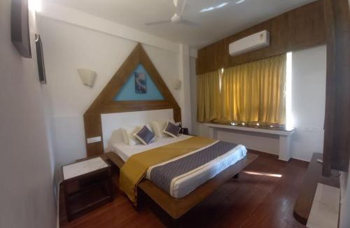 Khattalwada Hotel | Motel Park Inn