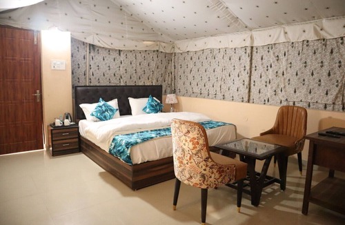Ghaziabad Hotel | MST Farm & Resort