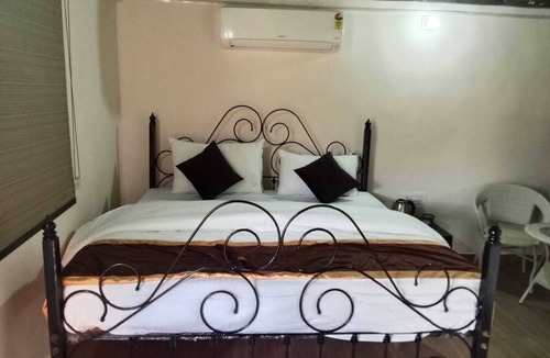 Ghaziabad Hotel | MST Farm & Resort