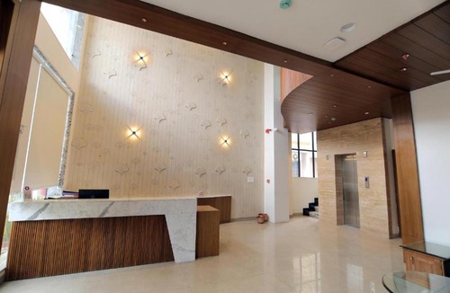 Udaipur Hotel | Mumbai House Express Udaipur