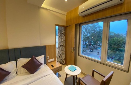Udaipur Hotel | Mumbai House Express Udaipur