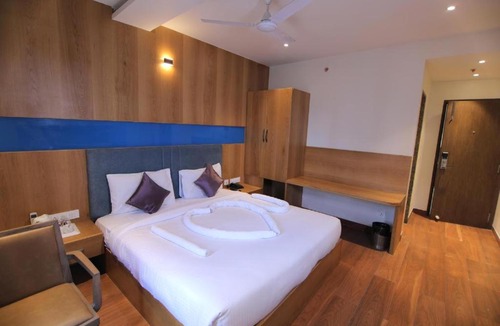 Udaipur Hotel | Mumbai House Express Udaipur