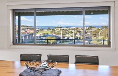 Bermagui House | Mumbulla House - Mumbulla St 22a