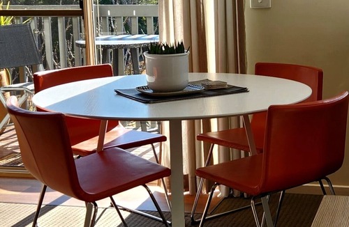 Merimbula House | 🌿 Munn Street Mews – Central Merimbula Retreat