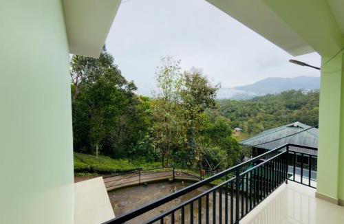 Kunchithanny Villa | Munnar Tea Haze Cottage