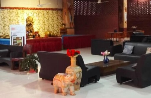 Kambare Resort | Murlee Pure Veg Resort