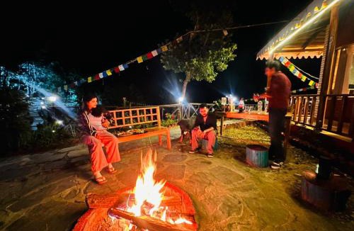 Nainital Hotel | Myrica Cottages, Kainchidham By Stayora