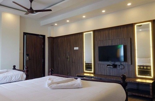 Thirukadaiyur Hotel | Nagarathar Nest
