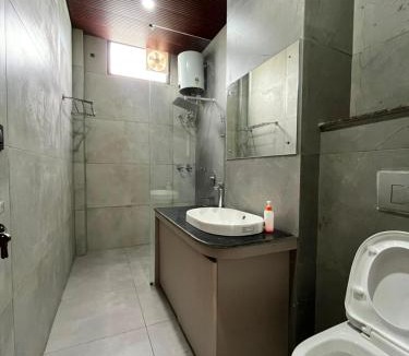 Pithoragarh Hotel | Nagarkoti Residency Inn