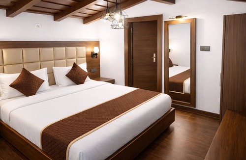 Tallital Hotel | Naini Jungle Retreat