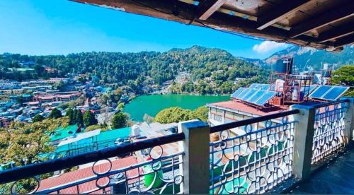 Nainital Hotel | Nainital Hill View Boho
