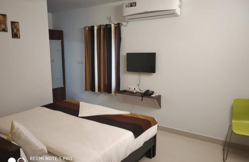 Shamshabad Hotel | Namaha Stays