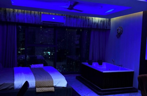 Greater Noida Hotel | Namaste B&B With Jacuzzi I Noida