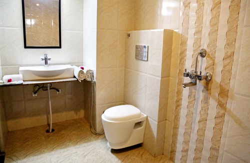 Udaipur City Centre Hotel | Narayans Leela Inn By SGOH
