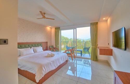 Devikolam Resort | Nature Green Pool Resort Munnar by VOYE HOMES
