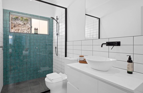 Korora House | Nestled at the top of the mountain - Ciao Korora overlooks the ocean with magnificent views.