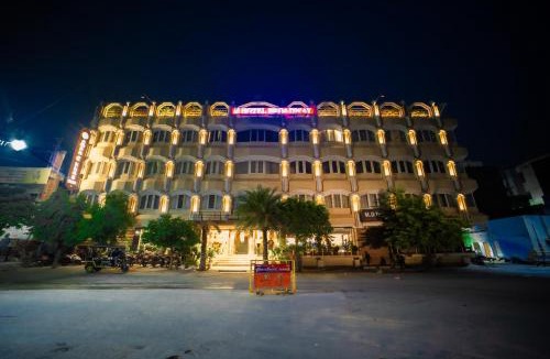Varanasi Hotel | New Hotel Broadway