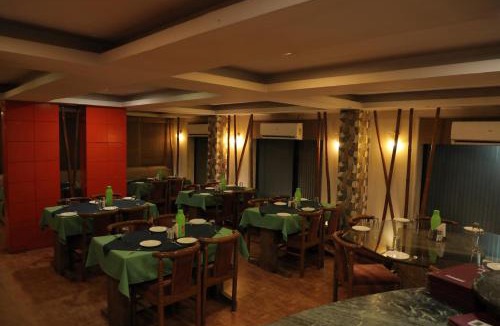 Gandhidham Hotel | New Hotel Gokul