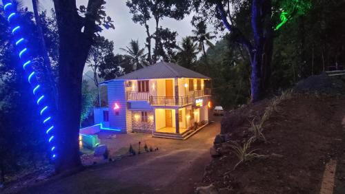 Todupulai Villa | NewCastle Holidays & Resort Premium 5BHK Property with Pool Mountain Valley Views