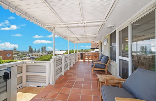 Crescent Head House | NEWLEY RENOVATED HOME WITHGREAT VIEWS!