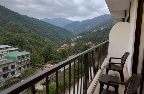 Gauravaddo Hotel | Nezmo Stay at Goa
