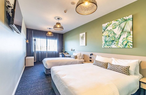 Nerang Hotel | Nightcap at Commercial Hotel