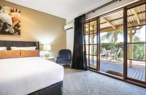 Dubbo Hotel | Nightcap at Macquarie Inn