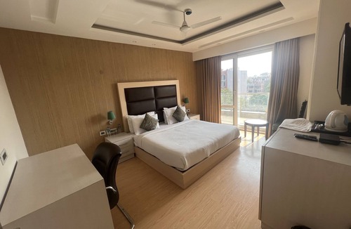 Gurugram Hotel | Nikko Palm Bliss Boutique Hotel