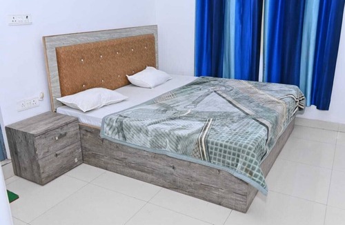 Aonla Hotel | NIRMALA GARDEN