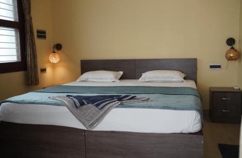 Vijayanagar 1st Stage Bed & Breakfast | Nirvana Yogashala Retreat