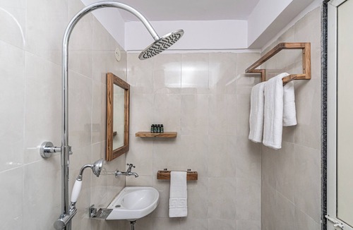 Andheri East Apartment | Nook&Co - Andheri East 701