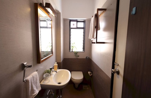 Vile Parle West Apartment | Nook&Co - Vile Parle 4