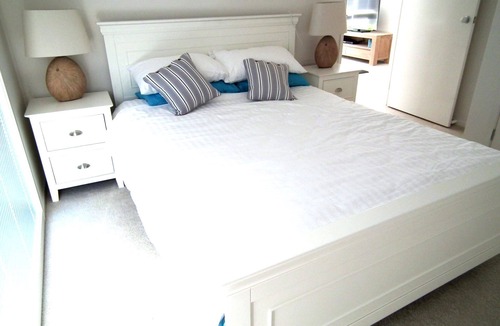 Tallwoods Village House | Not Just a Golfers Retreat - With Stunning Views of the Coastline and Beyond