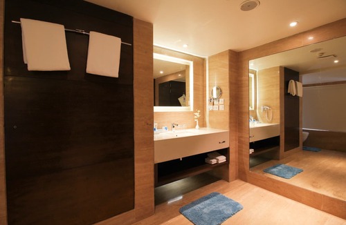 Candolim Hotel | Novotel Goa Candolim Hotel