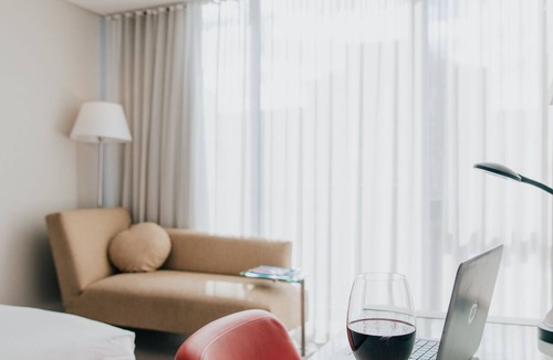 Newcastle Hotel | Novotel Newcastle Beach