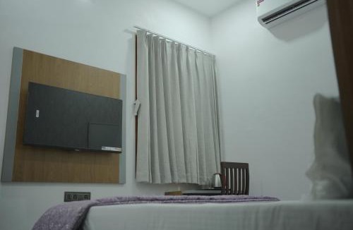 Udaipur Bed & Breakfast | NRG hotel&restro