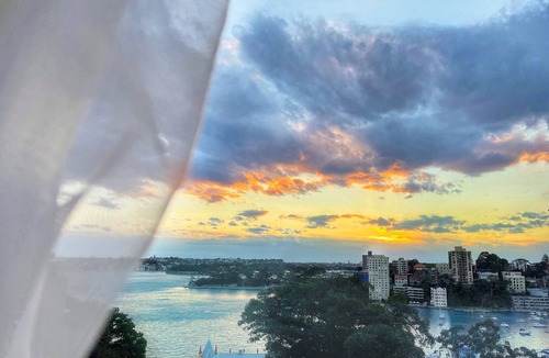 Kirribilli Apartment | NYEs Firework HarbourBr 2b2b