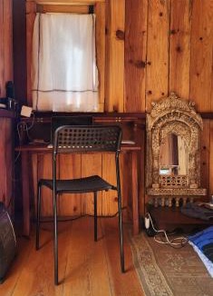Kaul Apartment | Oak Forest Cabin - Misty, Quiet, Himalayan Getaway