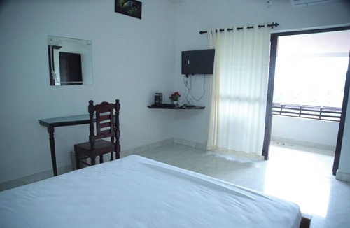 Kovalam Hotel | Ocean Queen Palace Hotel
