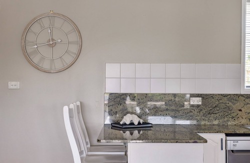 Scotts Head House | Ocean Vibes - Your Ultimate Scotts Head Coastal Escape