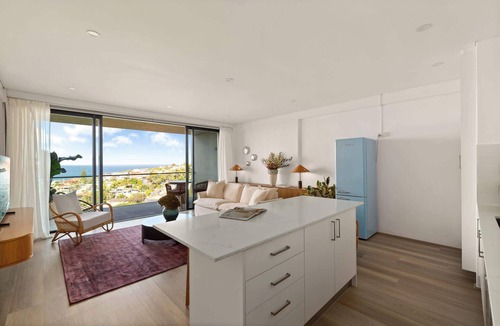 Tamarama Apartment | Oceanfront Terrace 1