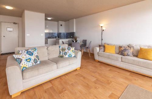 Forster Apartment | Oceanic 3 On The Beach