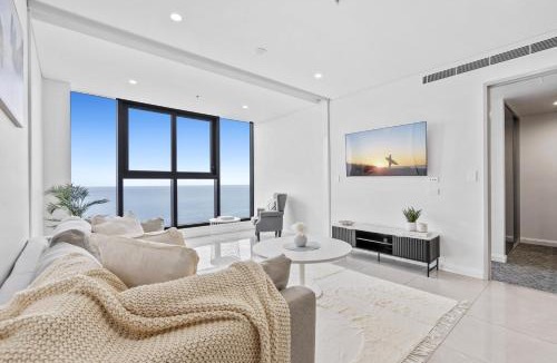 Surfers Paradise Hotel | Oceans Suites - Q Stay