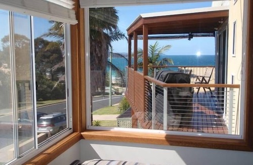 Tathra House | oceanspray holiday house