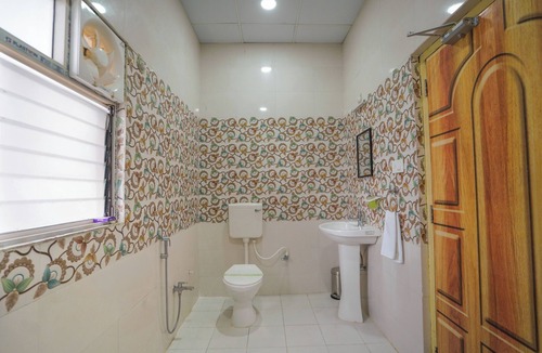 Banka Hotel | ODHNI DAM RESORT