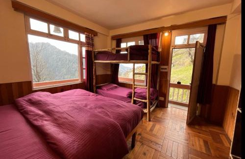 Shoja Hostel | Odin Hostel Shoja