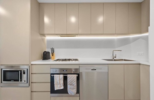 Sydney Olympic Park Apartment | Olympic Park 2BR Apartment with Parking